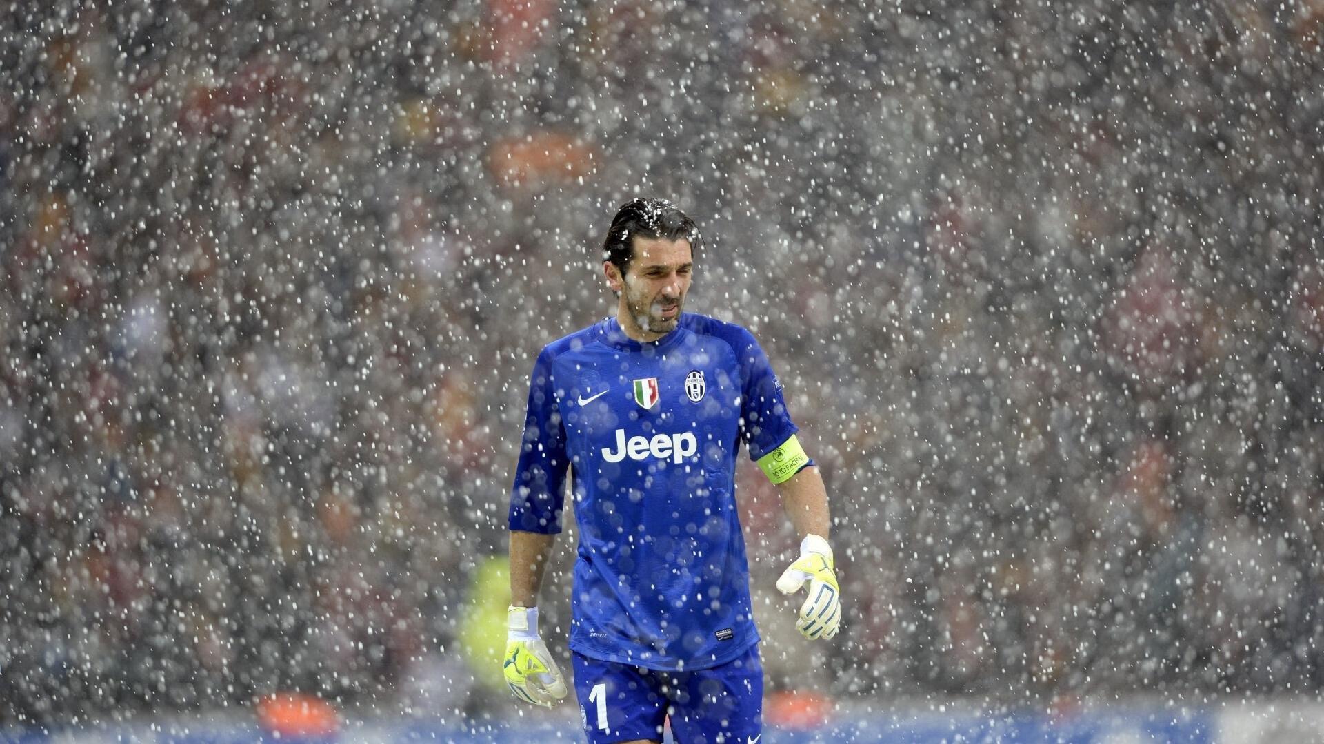 跨界篮球热潮再起，鹿晗的球技究竟如何？深度剖析明星运动实力背后的真实水平