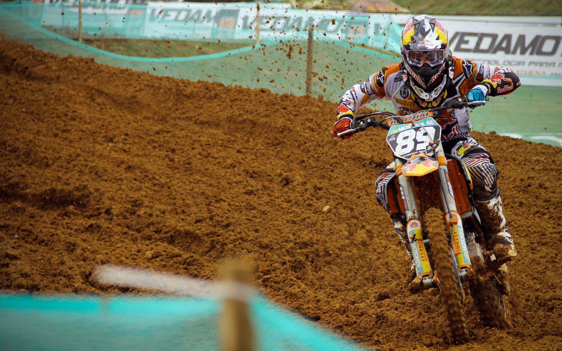 熊猫体育app：凯莱布·乐福狂砍26+7+5全能数据，率队力克强敌迎关键胜利